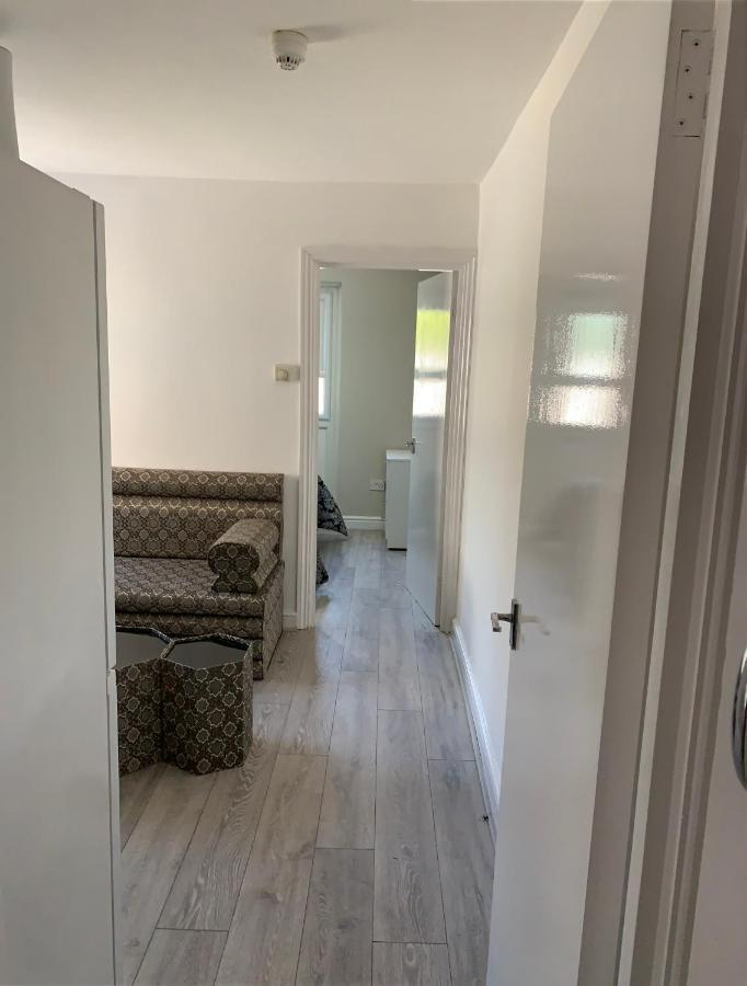 Beautiful Hoe Street First Floor One Bedroom Apartment B Walthamstow London Kültér fotó
