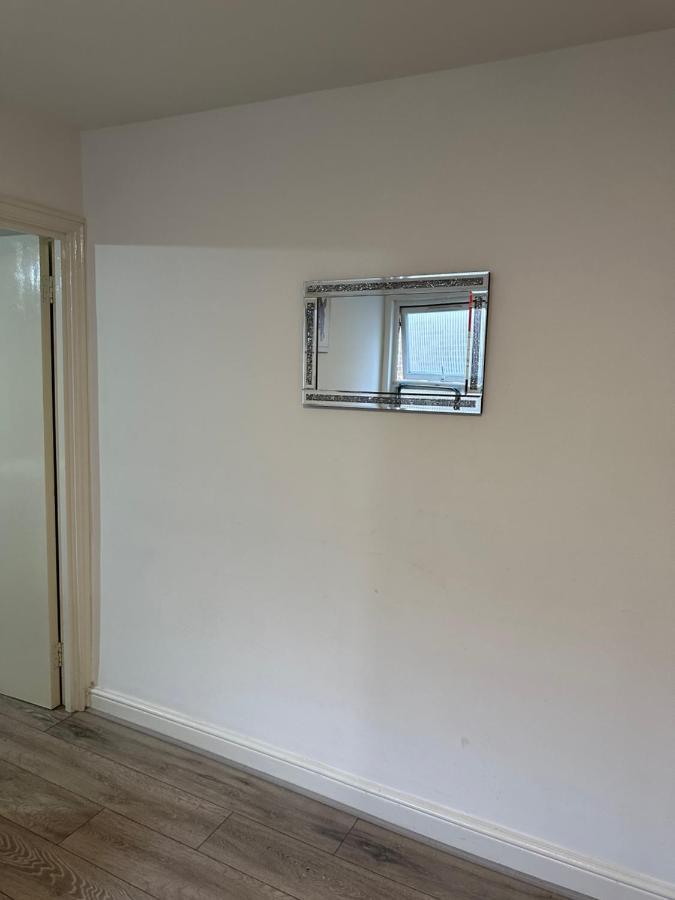 Beautiful Hoe Street First Floor One Bedroom Apartment B Walthamstow London Kültér fotó
